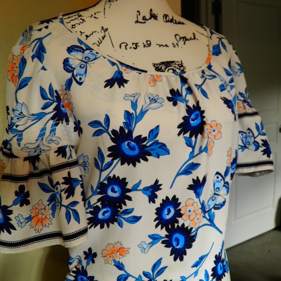 Ann Taylor Tops - Beautiful Ann Taylor floral stretch knit blouse